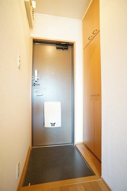 ヤマユウハウス徳光 玄関
