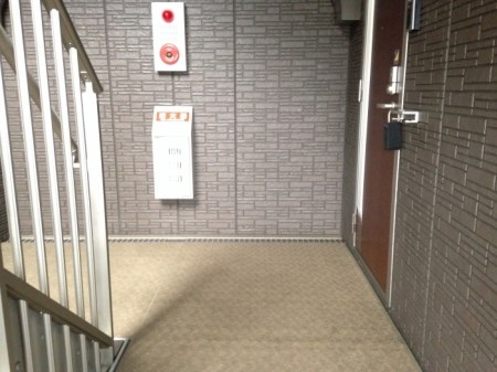 ラ　クラシオン 玄関