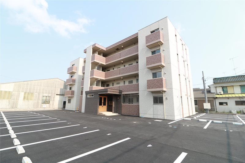 ベレッツァ上浅田 駐車場