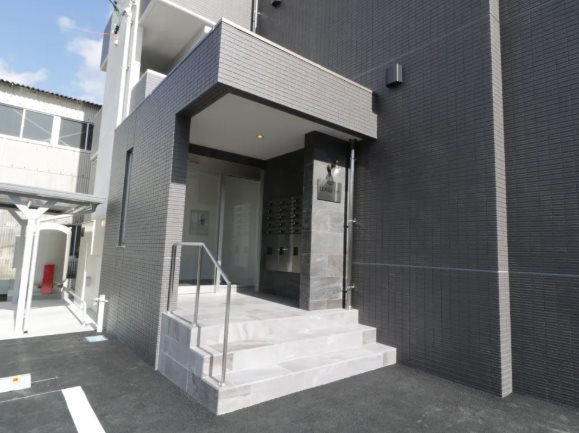 TENTO小池町 エントランス