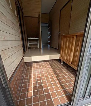 神ヶ谷町4453-2戸建 玄関