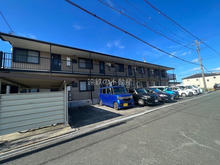 竹富ハイツ 駐車場