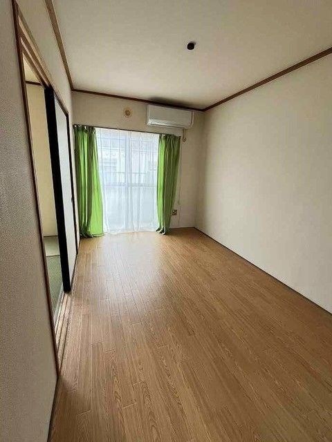 サンフラワー リビング