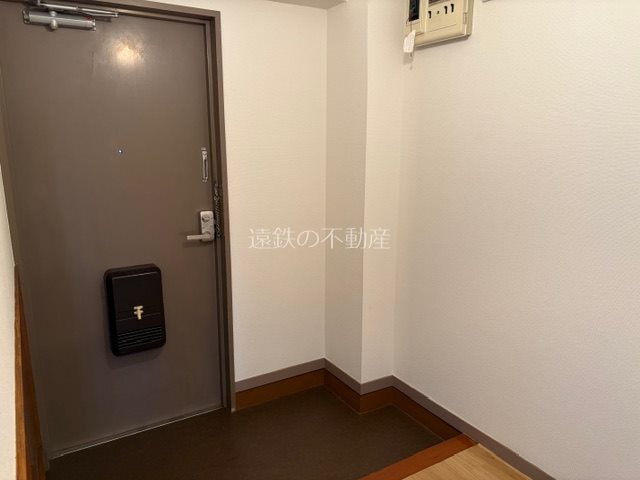 今之浦マンション 玄関
