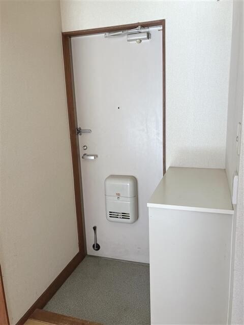 溜屋ハイツ 玄関