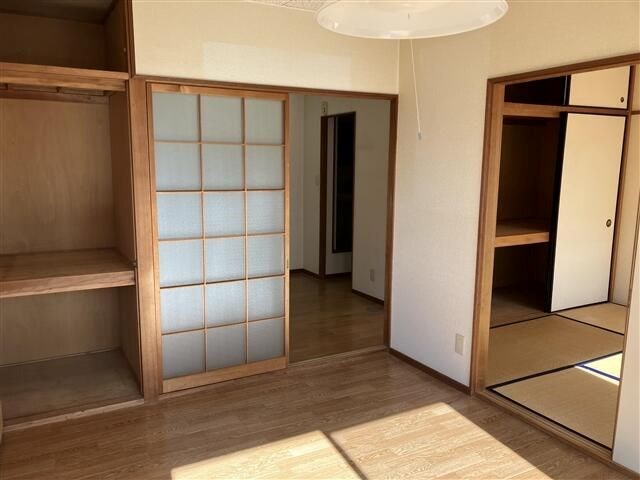 溜屋ハイツ ベッドルーム