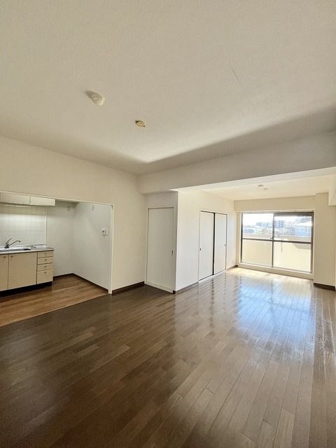 リアライズ城北 リビング