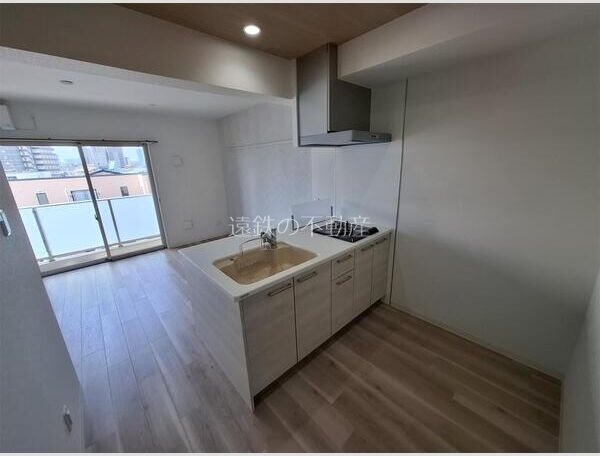 Realiser天神 キッチン