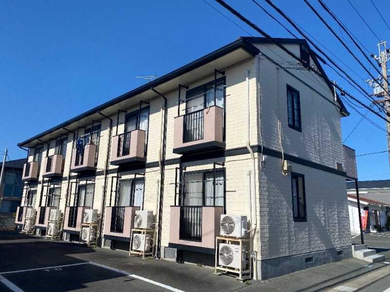 アリヴァーレ 205号室 外観