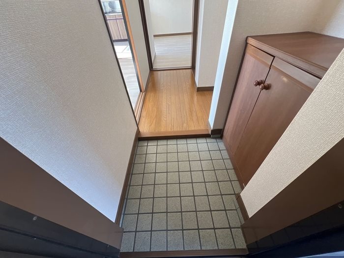 コーポフォーリーフ　A 玄関