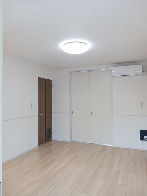 ヒカルサ磐田中泉 リビング