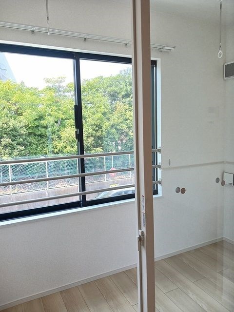 ヒカルサ磐田中泉 ベランダ