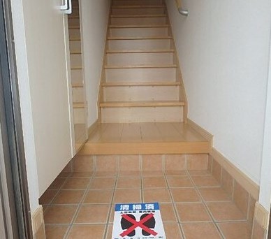 ウエストヒルズ 玄関