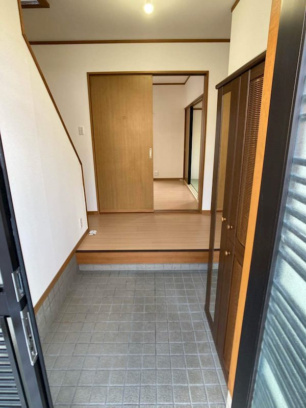 磐田市豊岡藤田様貸家 玄関