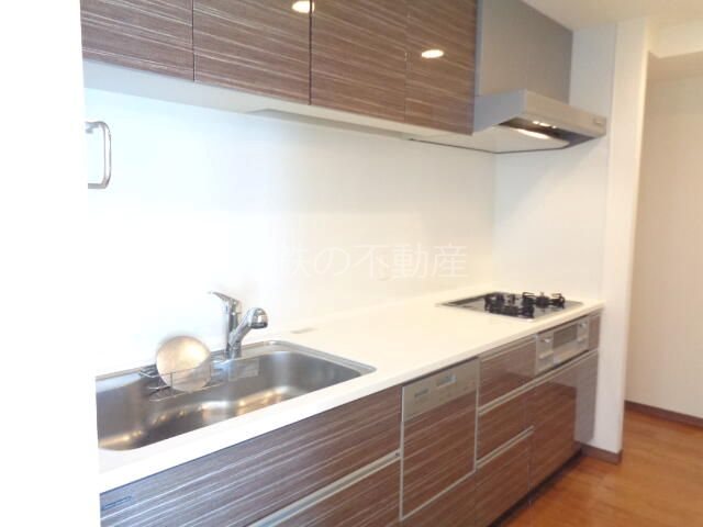 プレミスト浜松中央タワー キッチン