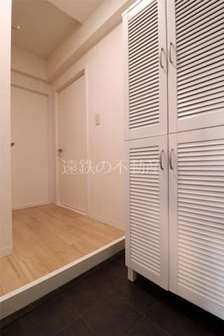 フェニックスⅡ 玄関