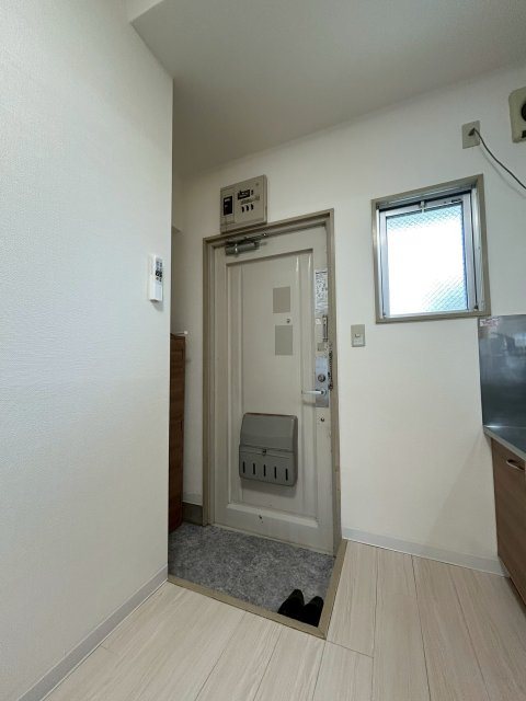フラッツITO 玄関