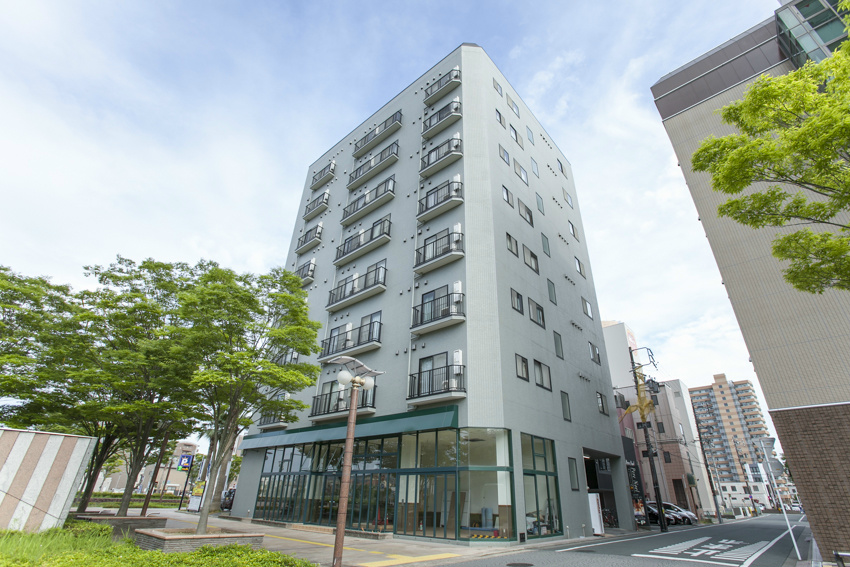 リ・ポーズ21 703号室 外観