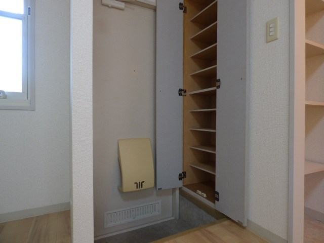 スターヒルズ神明 玄関