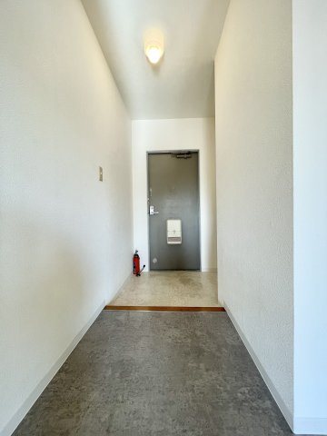 ラフォーレ渡瀬A 玄関