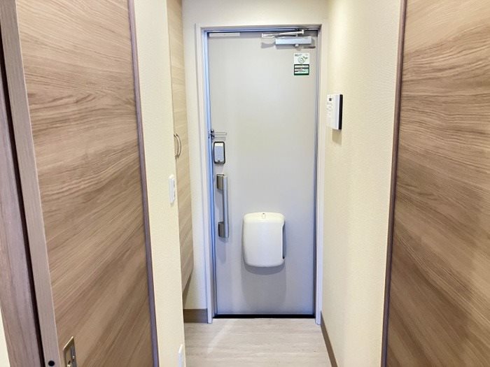 ハルモニア 玄関