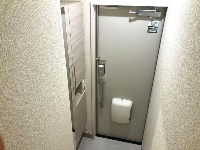 ハルモニア 玄関