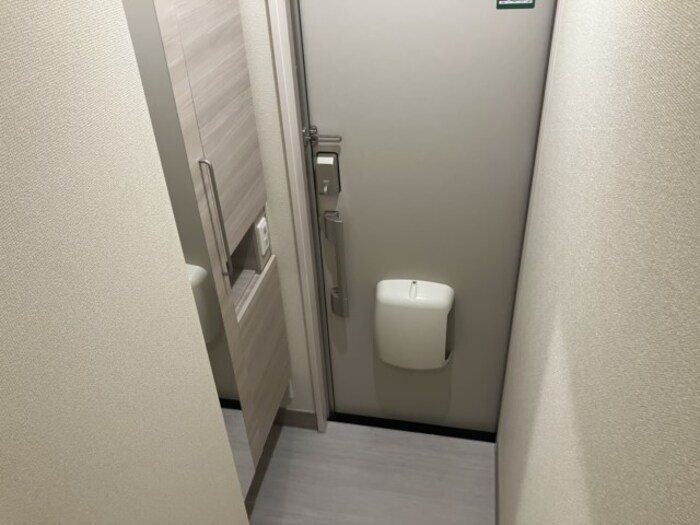ハルモニア 玄関