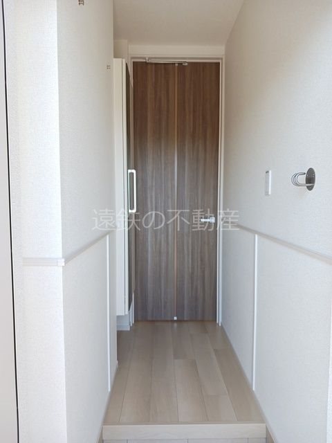 ルル・ミヤ 玄関