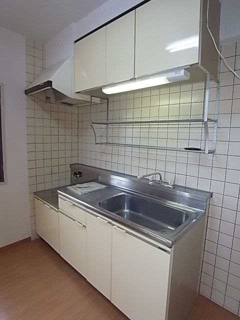 リヴェールセントラルハイツ キッチン