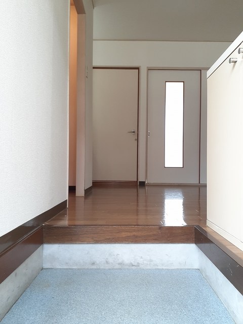 ハイムカミアラヤ 玄関