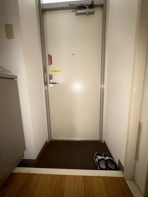プチメゾンジョイロード中山 玄関