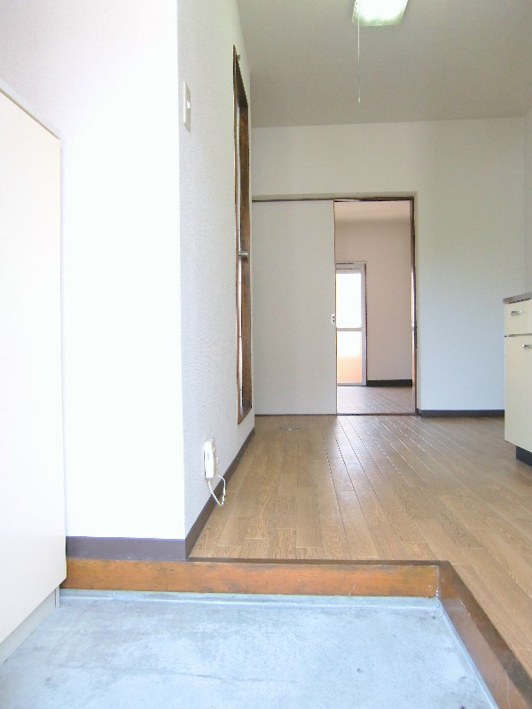 マンションジュネスⅥ 玄関