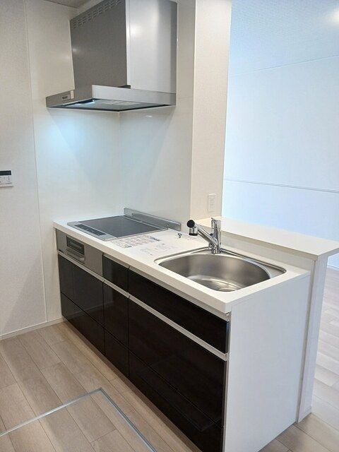 メゾン・ド・エクセレンスⅦ　Ｂ キッチン