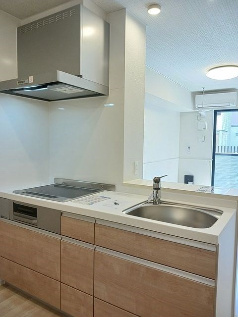 メゾン・ド・エクセレンスⅦ　Ａ キッチン