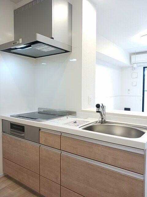 メゾン・ド・エクセレンスⅦ　Ａ キッチン