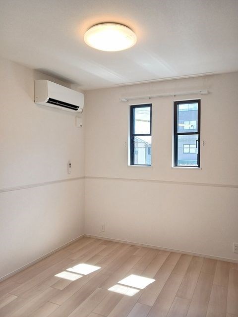 メゾン・ド・エクセレンスⅦ　Ｂ ベッドルーム