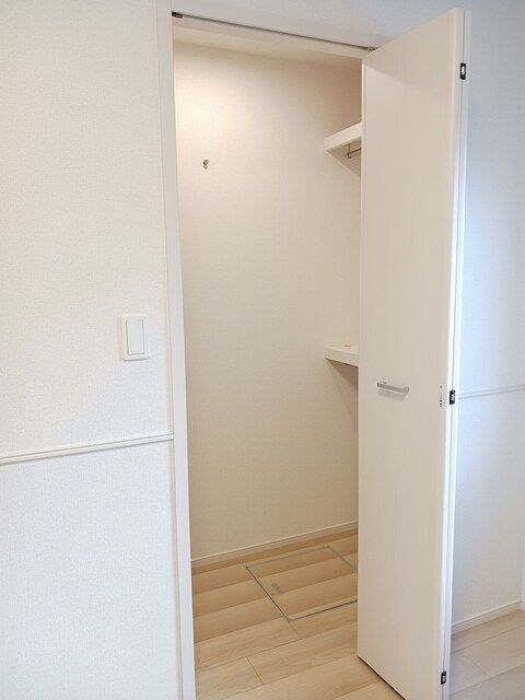 メゾン・ド・エクセレンスⅦ　Ｂ その他3