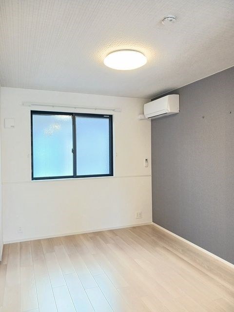 メゾン・ド・エクセレンスⅦ　Ｂ ベッドルーム