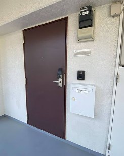 第二我心ヶ丘マンション 玄関