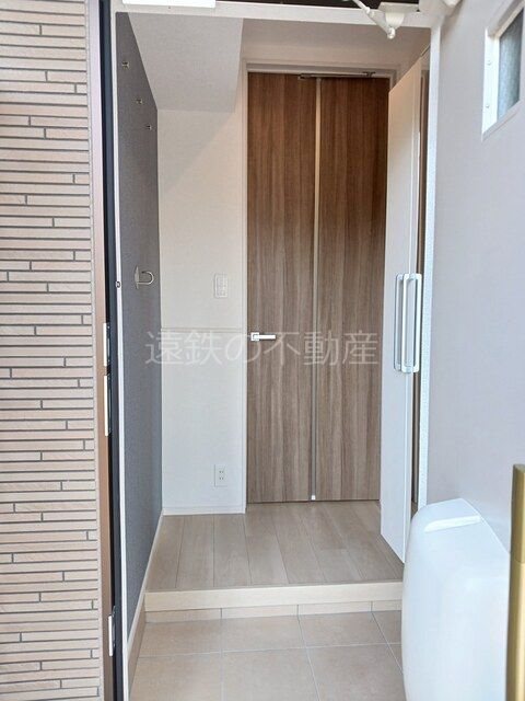ヒカルサ浜松渡瀬町 玄関