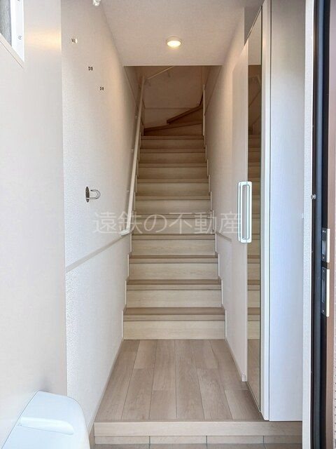 ヒカルサ浜松渡瀬町 玄関