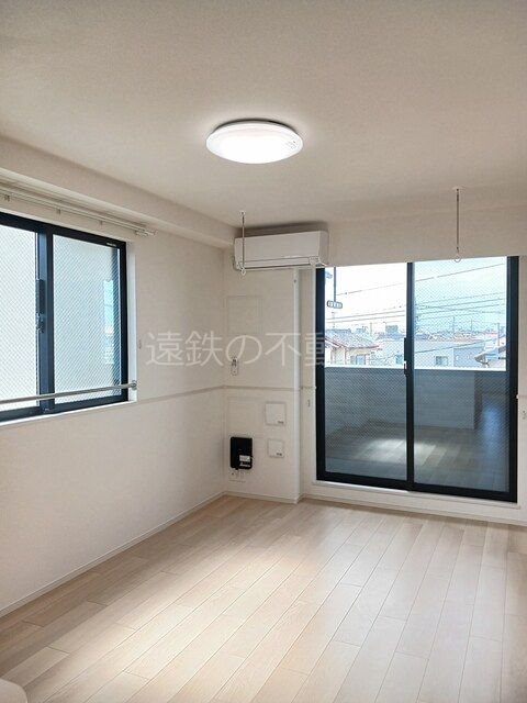 ヒカルサ浜松渡瀬町 リビング