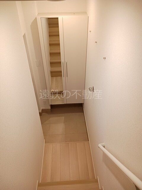 ヒカルサ浜松渡瀬町 玄関