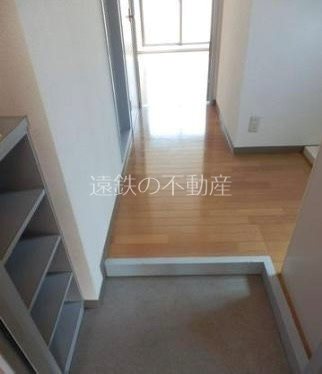 根上り松マンション松山 玄関
