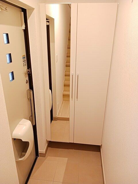 メゾン・ド・オリーブ 玄関