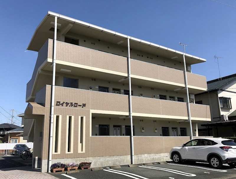 ロイヤルロード 外観写真