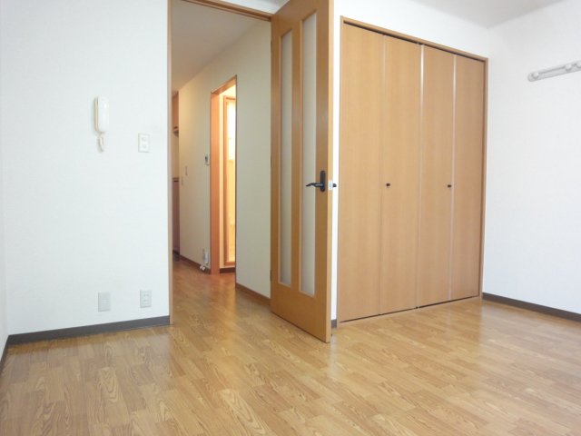 ベッドルーム