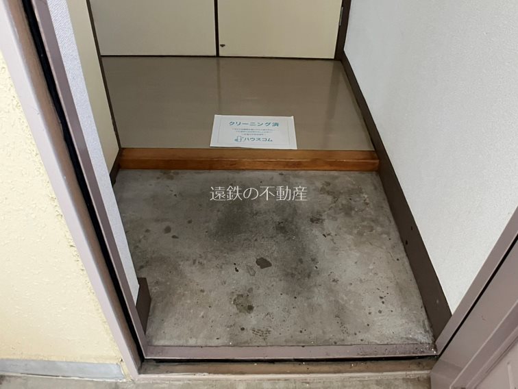 カーサ立石 玄関