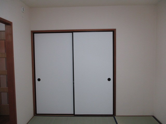鈴木荘 ベッドルーム