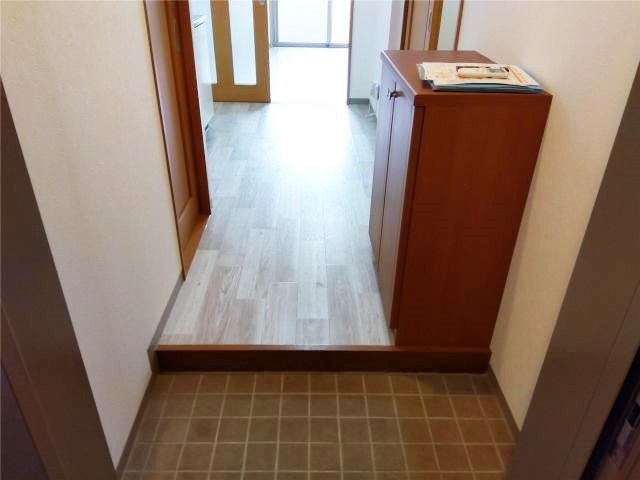 アーバンヒルズ元浜 玄関